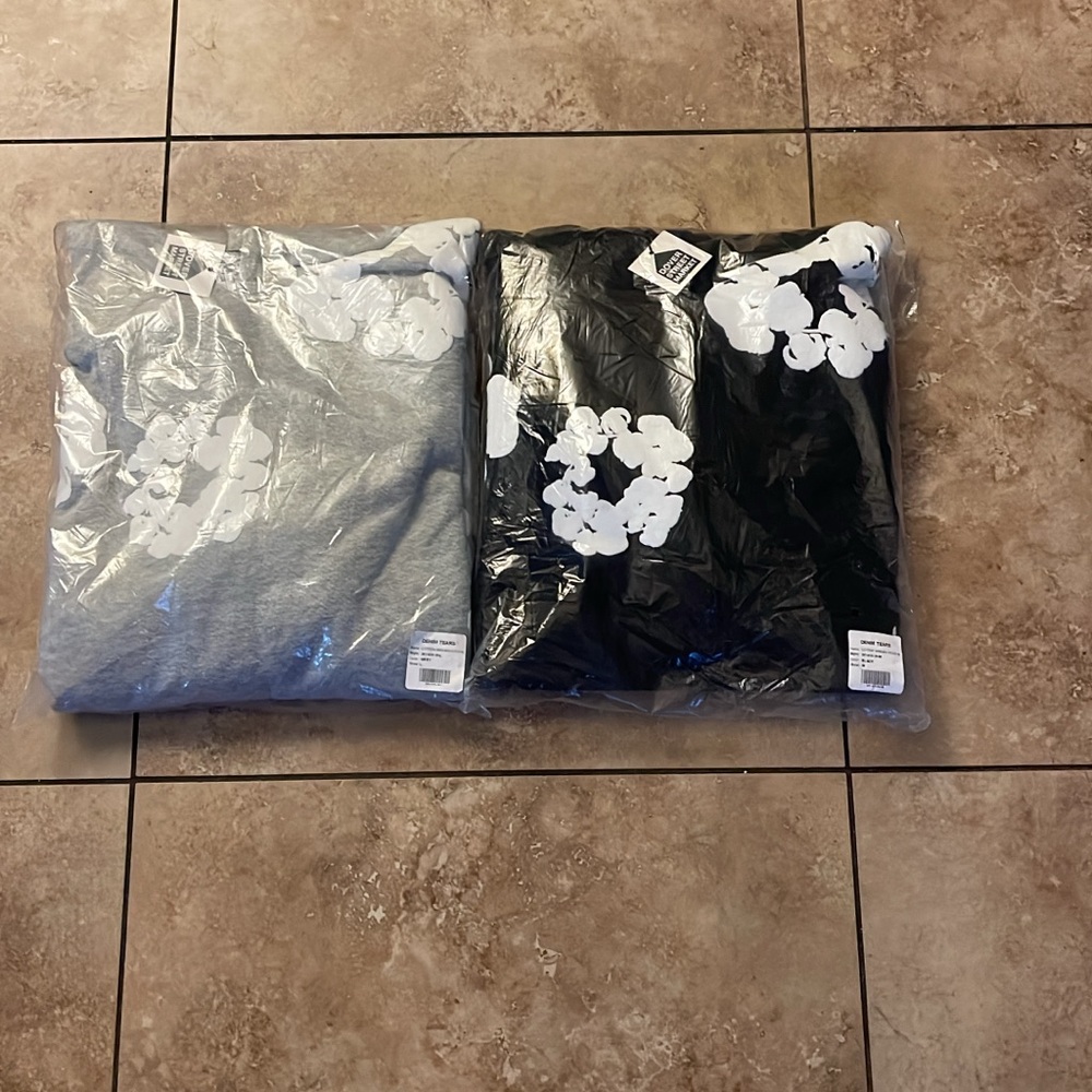 Floral Graphic Sweatshirts - Gray and Black